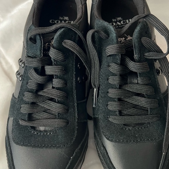 BEAUTIFUL BOACK SUEDE SNEAKERS - Picture 2 of 6